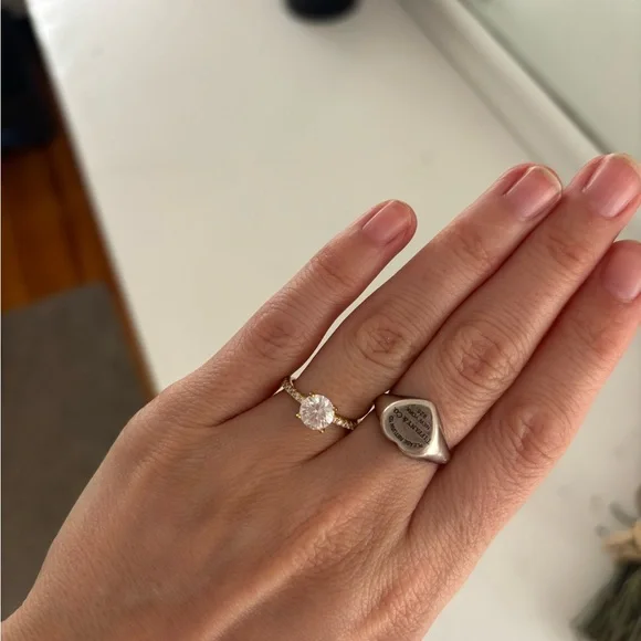 Solitaire Ring - Picture 2 of 5